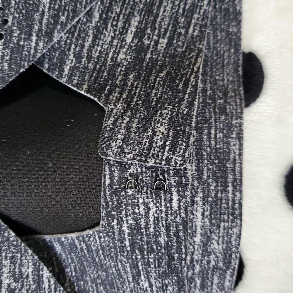 Victoria's Secret Padded Sports Bra - Picture 6 of 10